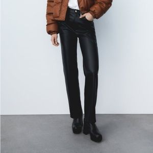 Zara FULL LENGTH FAUX THE ‘90S LEATHER PANTS | Size 4
